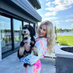 Meet your Posher, Brooke